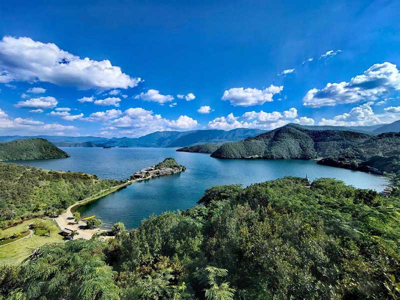 雲南瀘沽湖旅遊風景區簡介