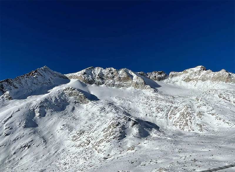 ❄️ 川西看雪景最好的地方全攻略｜高原雪國的夢幻冬日之旅